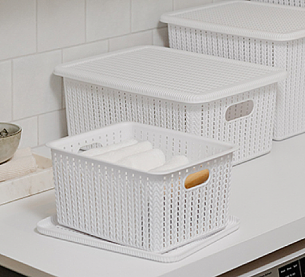 Seymours Lidded White Basket